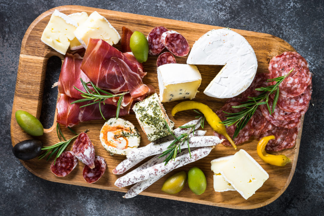 Selecting the Perfect Cheese Board Recipe - Life Time Vibes