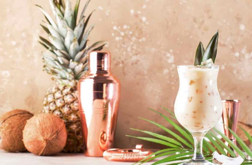 How To Make A Piña Colada